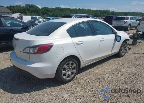 2011 Mazda Mazda3 I Sport z USA, uszkodzony, nr VIN JM1BL1UF7B1455395